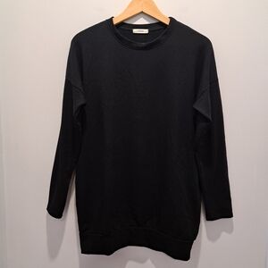 Cherish Casual Feel Cozycore Crewneck Tunic in Black Womens Small